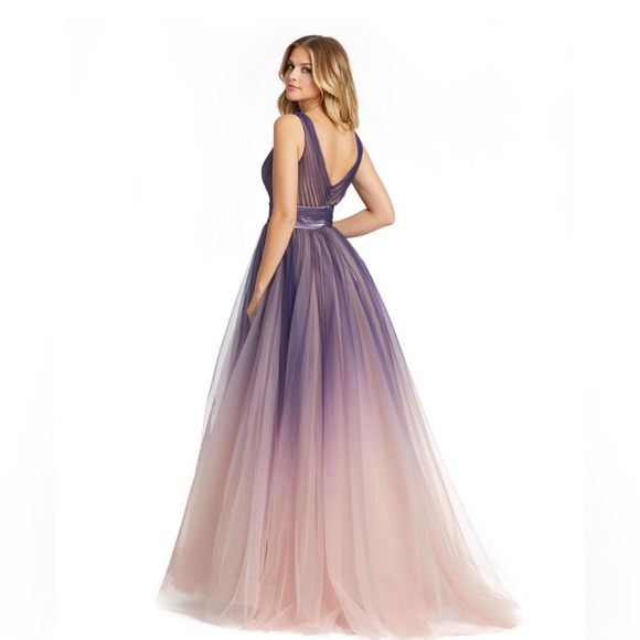 Sleeveless ombré tulle ballgown - Picture 2 of 9